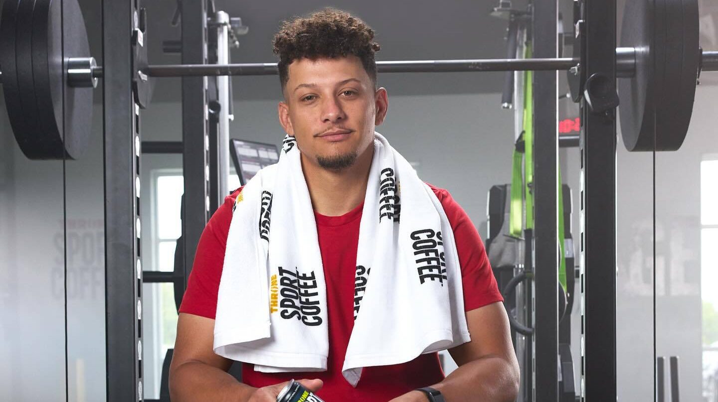 Patrick Mahomes Net Worth in 2024: Earnings, Contracts, and More!